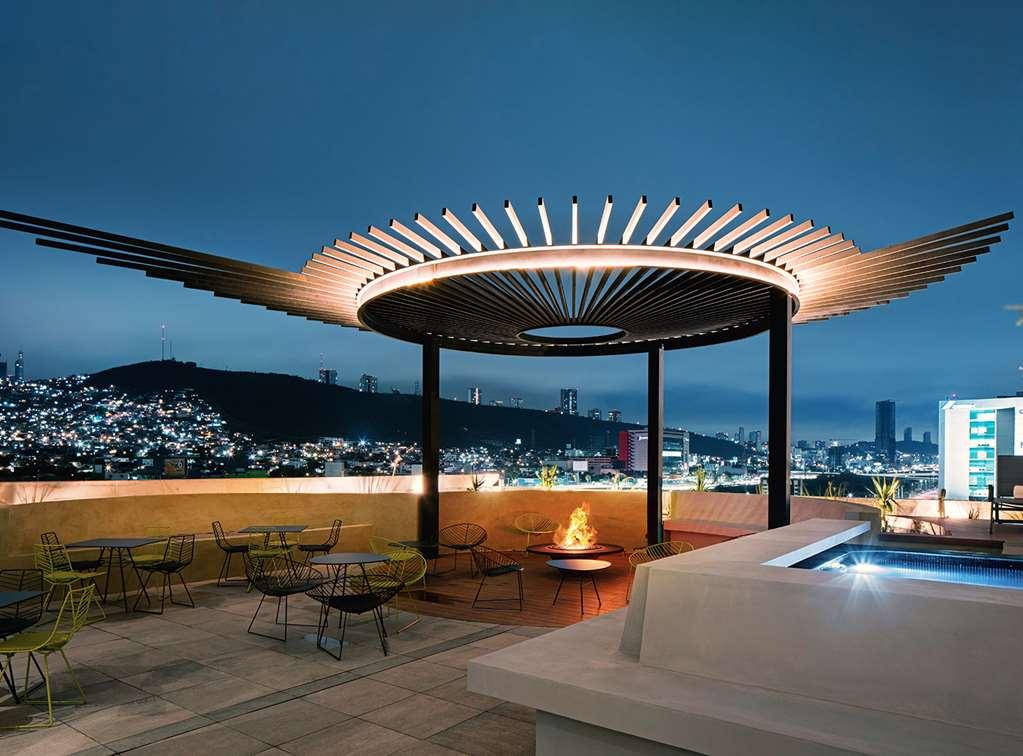 Galeria Plaza Monterrey 호텔 시설 사진 Rooftop at the hotel