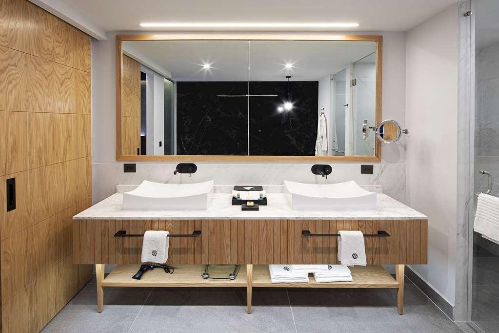 Galeria Plaza Monterrey 호텔 외부 사진 Bathroom