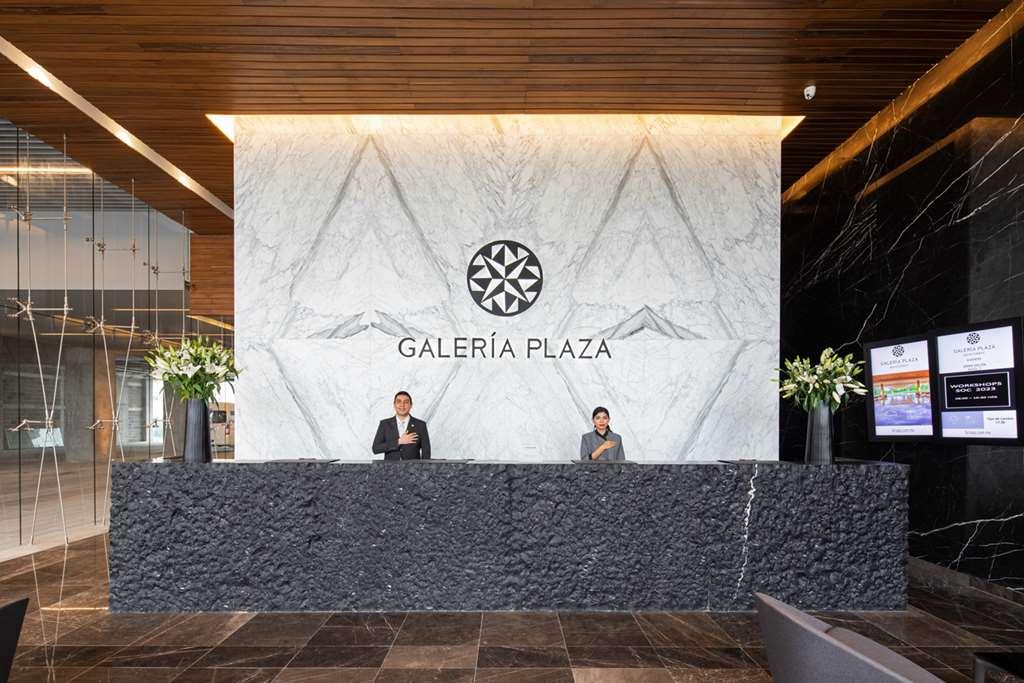 Galeria Plaza Monterrey 호텔 내부 사진 The lobby of the shopping mall